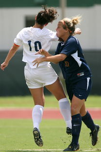 爱游戏官网-NBA球员投篮动作优化与训练方法研究，nba美如画的投篮姿势